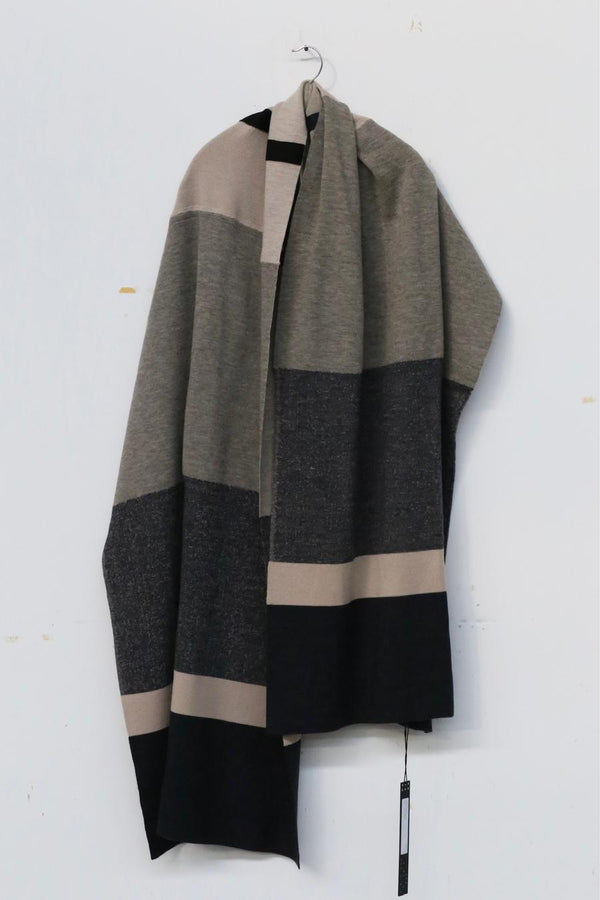 DEVOA shawl KAC-ABA mixed ash